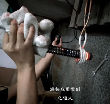 高频加热机对螺纹钢芭乐污视频加热退火试样打样视频