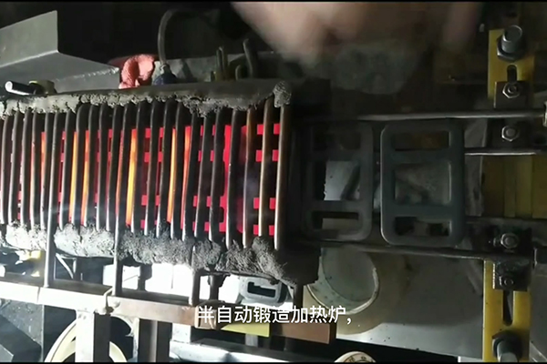 超音频芭乐污视频加热设备，半自动锻造加热炉