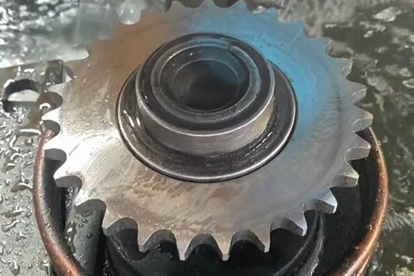 小型齿轮芭乐污网站下载 齿轮高频淬火机