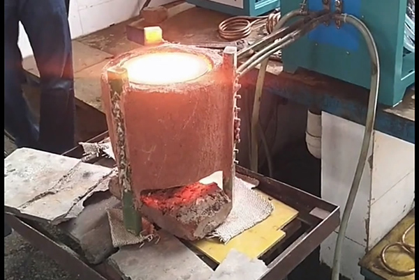 贵金属熔炼设备 中高频芭乐污视频熔炼炉