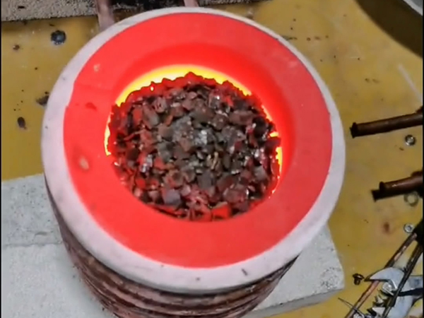 贵金属金银熔炼设备，小型高频熔炼炉